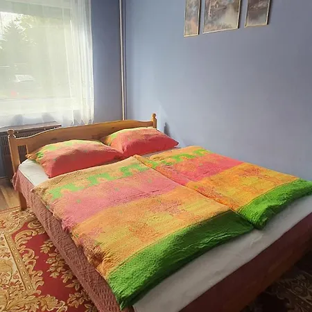 - Balaton 18150 * Balatonberény