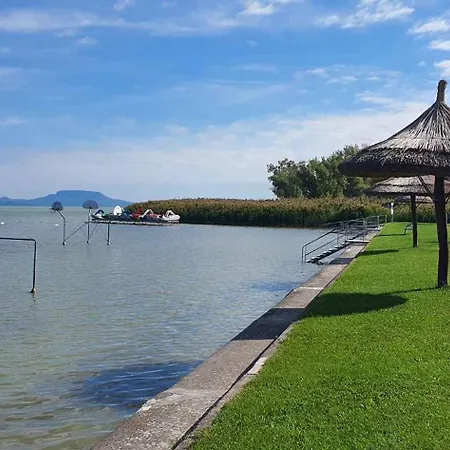 - Balaton 18150 * Balatonberény