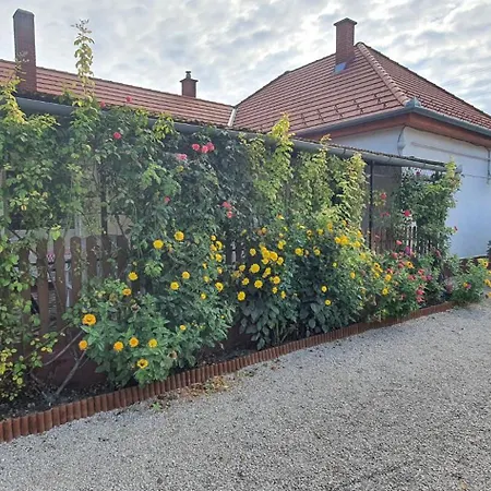 - Balaton 18150 * Balatonberény