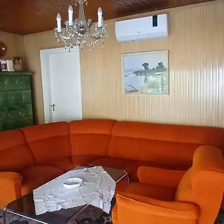 - Balaton 18150 * Balatonberény