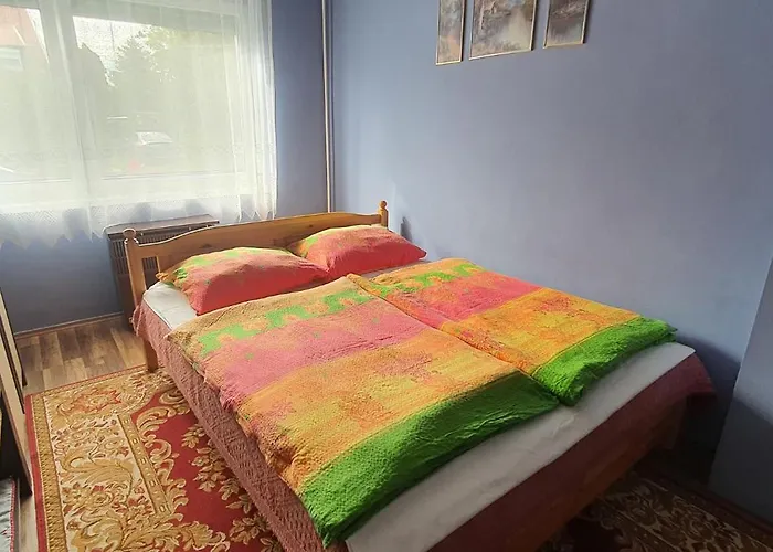 - Balaton 18150 * Balatonberény