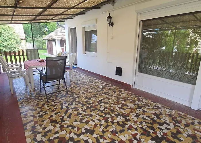 Dom wakacyjny - Balaton 18150 *